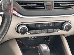 نيسان ألتيما